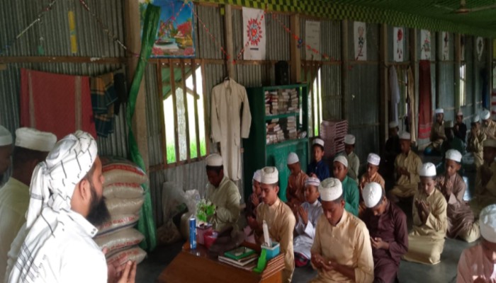 ধনবাড়ীতে কালবেলার ৪র্থ প্রতিষ্ঠাবার্ষিকীতে আলোচনা ও দোয়া