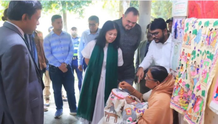 বাংলাদেশের লোকজ ঐতিহ্যের প্রশংসা করলেন মার্কিন রাষ্ট্রদূত