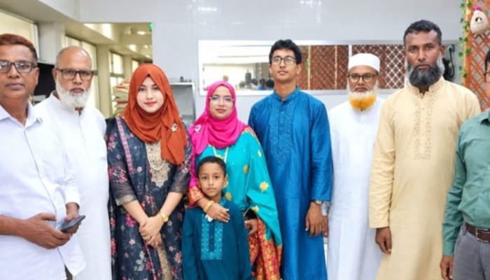ধনবাড়ীতে শিক্ষা কর্মকর্তার বিয়ে, শিক্ষকদের মধ্যে উৎসবের আমেজ
