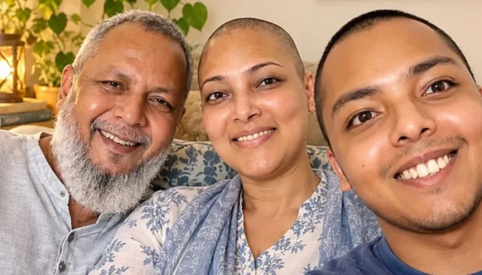 ক্যা'ন্সার আ'ক্রান্ত সামিয়াকে সা'হস দিতে মাথা ন্যা'ড়া করলেন স্বামী-সন্তান