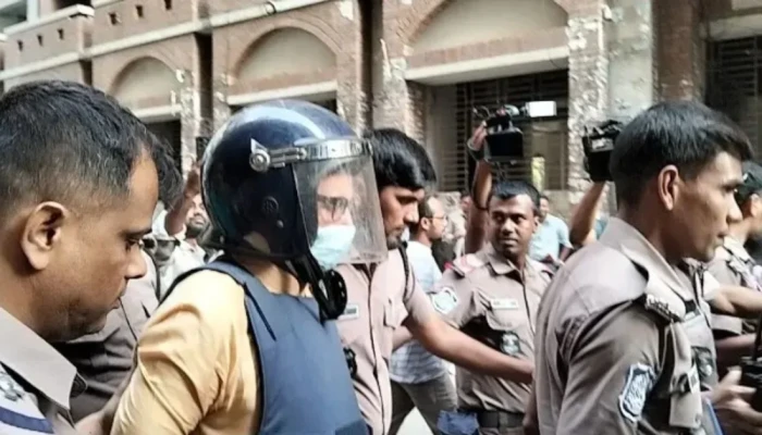 হ'ত্যাচেষ্টা মা'মলা'য় এবার দিলীপ আগরওয়ালার ১০ দিনের রি'মান্ড আবেদন