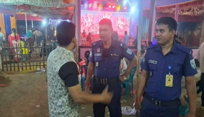 দুর্গাপূজা ঘিরে ঠাকুরগাঁওয়ে কঠোর নিরাপত্তা