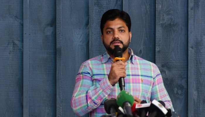 ‘প্রধানমন্ত্রী মন্ত্রিসভা থেকে পদত্যাগের নির্দেশ দিয়ে এযাবৎকালের সেরা পরামর্শটি দিয়েছেন’: ইশরাক হোসেন