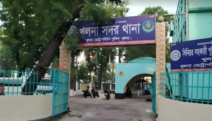 খুলনায় দু'র্বৃত্ত'দের গু'লিতে যুবক নি'হ'ত, পাশে পড়ে ছিল নম্বরপ্লেটবিহীন মোটরসাইকেল
