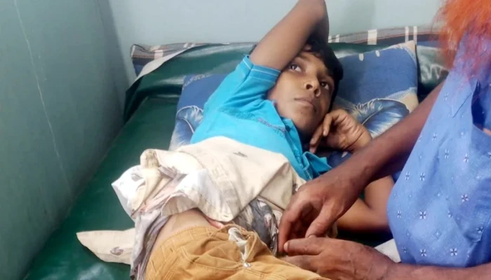 টেকনাফে বসতঘরে ঢুকে গু'লিবর্ষ'ণ, শিশুসহ আ'হত ২