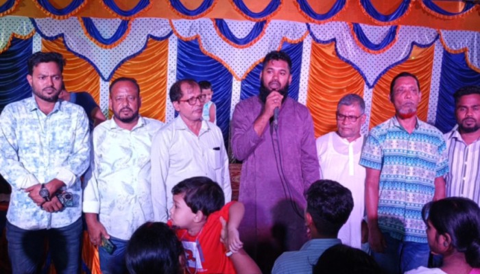 শারদীয় দুর্গাপূজায় মন্দিরে মন্দিরে স্বেচ্ছাসেবক দল নেতা সজলের শুভেচ্ছা বিনিময় ও কুশল সংবাদ