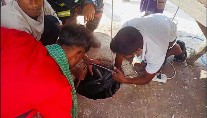 বানারীপাড়ায় সেফটি ট্যাংকিতে কাজ করার  সময় দুই শ্রমিকের ম'র্মা'ন্তি'ক