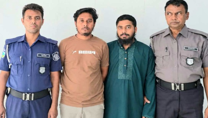 দুর্গাপুরে পোশাকশ্রমিককে সং'ঘ'ব'দ্ধ ধ'র্ষ'ণে'র অ'ভি'যো'গ, গ্রে'প্তা'র ২