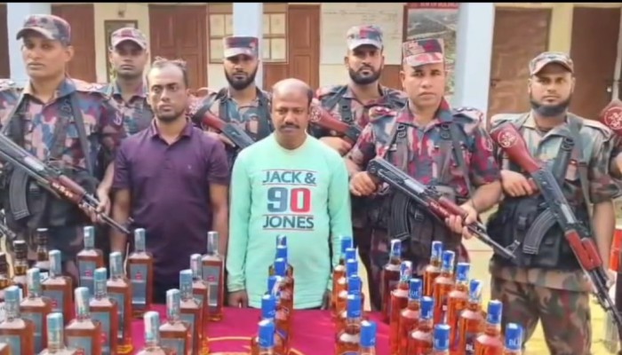 শেরপুরের ঝিনাইগাতী সী'মা'ন্তে বিজিবির অভিযান, ভারতীয় ম'দ'স'হ আ'ট'ক ২ জন হয়েছে