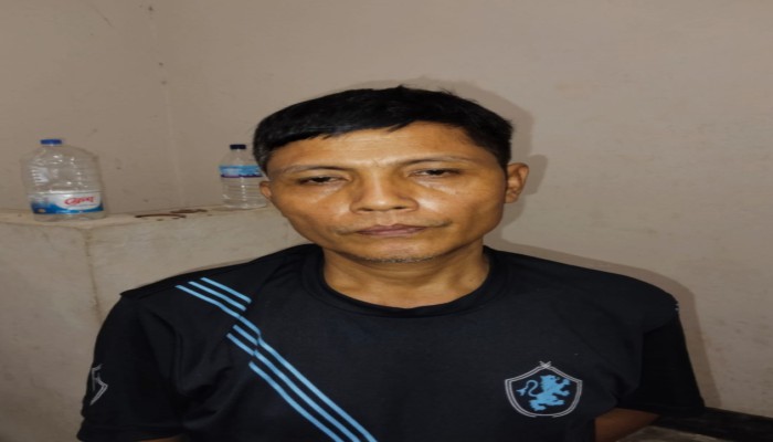 রাজস্থলীতে ২১ লিটার চো'লা'ই ম'দ'স'হ গ্রে'প্তা'র ১