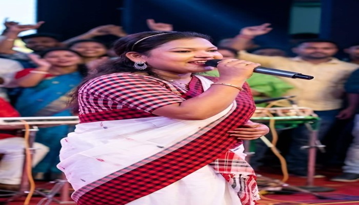 বাংলাদেশ বাউল সমিতি শেরপুর জেলা কমিটির সহ সাধারণ সম্পাদক হলেন বাউল শিল্পী সিনথিয়া খান