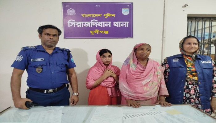 সিরাজদীখানে তিন স্কুলছাত্রীকে অপহরণচেষ্টার অ'ভি'যো'গ, আ'ট'ক দুই নারী