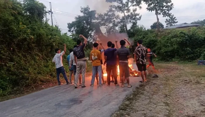 সাজেকে অ'বরো'ধ ঘিরে উ'ত্তে'জনা, ধাওয়া-পাল্টা ধাওয়া