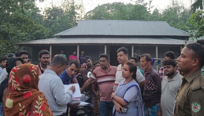 ধনবাড়ীতে মা'দ'ক'বি'রো'ধী অ'ভি'যা'নে তিনজনের কা'রা'দ'ণ্ড