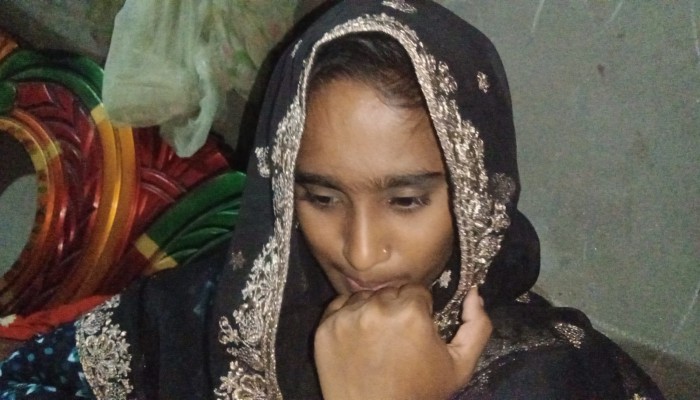 পুঠিয়ায় বিয়ের দা'বি'তে হিন্দু প্রেমিকের বাড়িতে মুসলিম তরুণীর অবস্থান