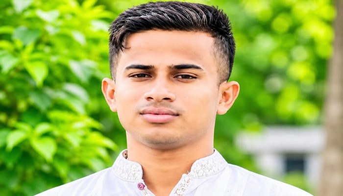 ব্রাহ্মণবাড়িয়ায় পুলিশের হাতে গ্রে'ফ'তা'র নি'ষি'দ্ধ ছাত্রলীগ নেতা আলামিন