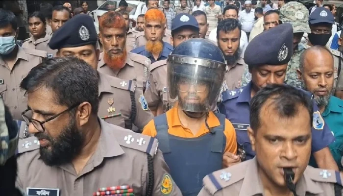 ‘আমি ফুললি স্ট্রং’ : দীপ